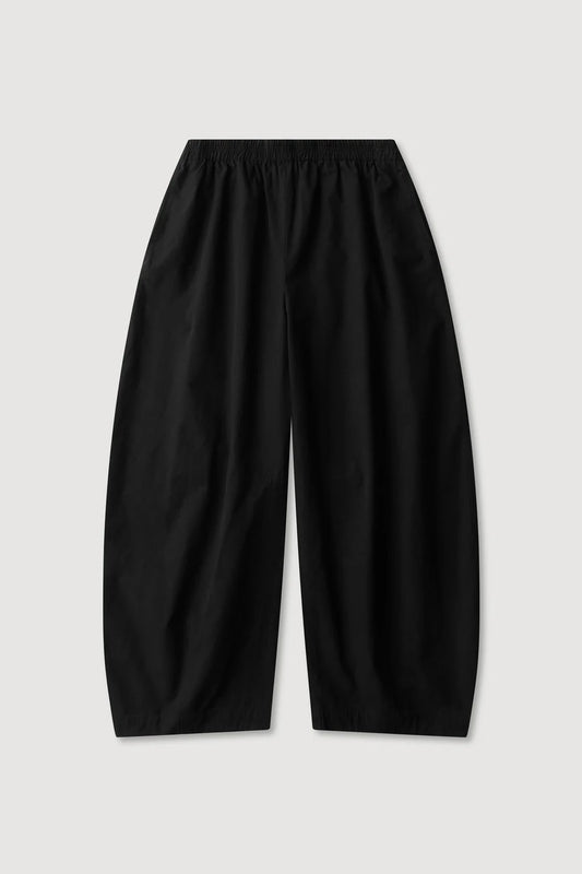Lola Barrel Leg Pant