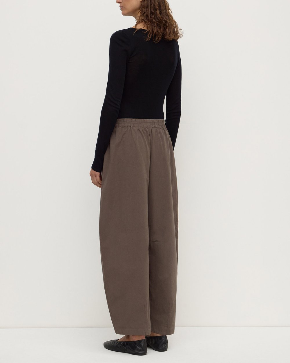 Lola Barrel Leg Pant